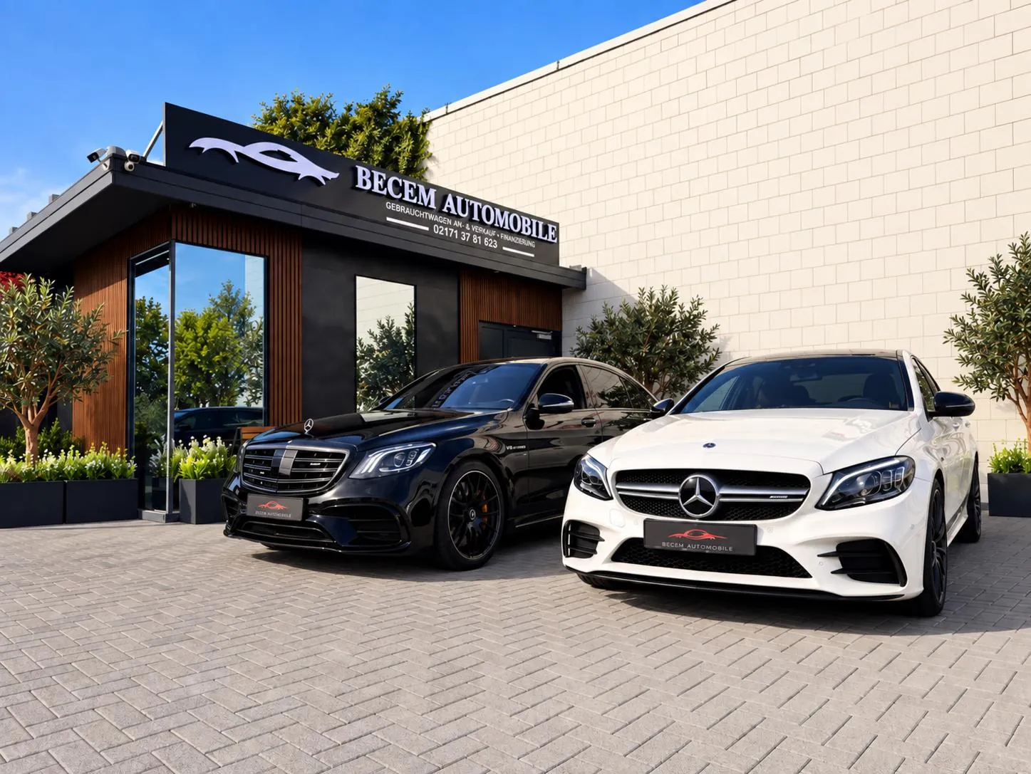 Mercedes-AMG S 63 und C 43 vor dem Showroom von Becem Automobile